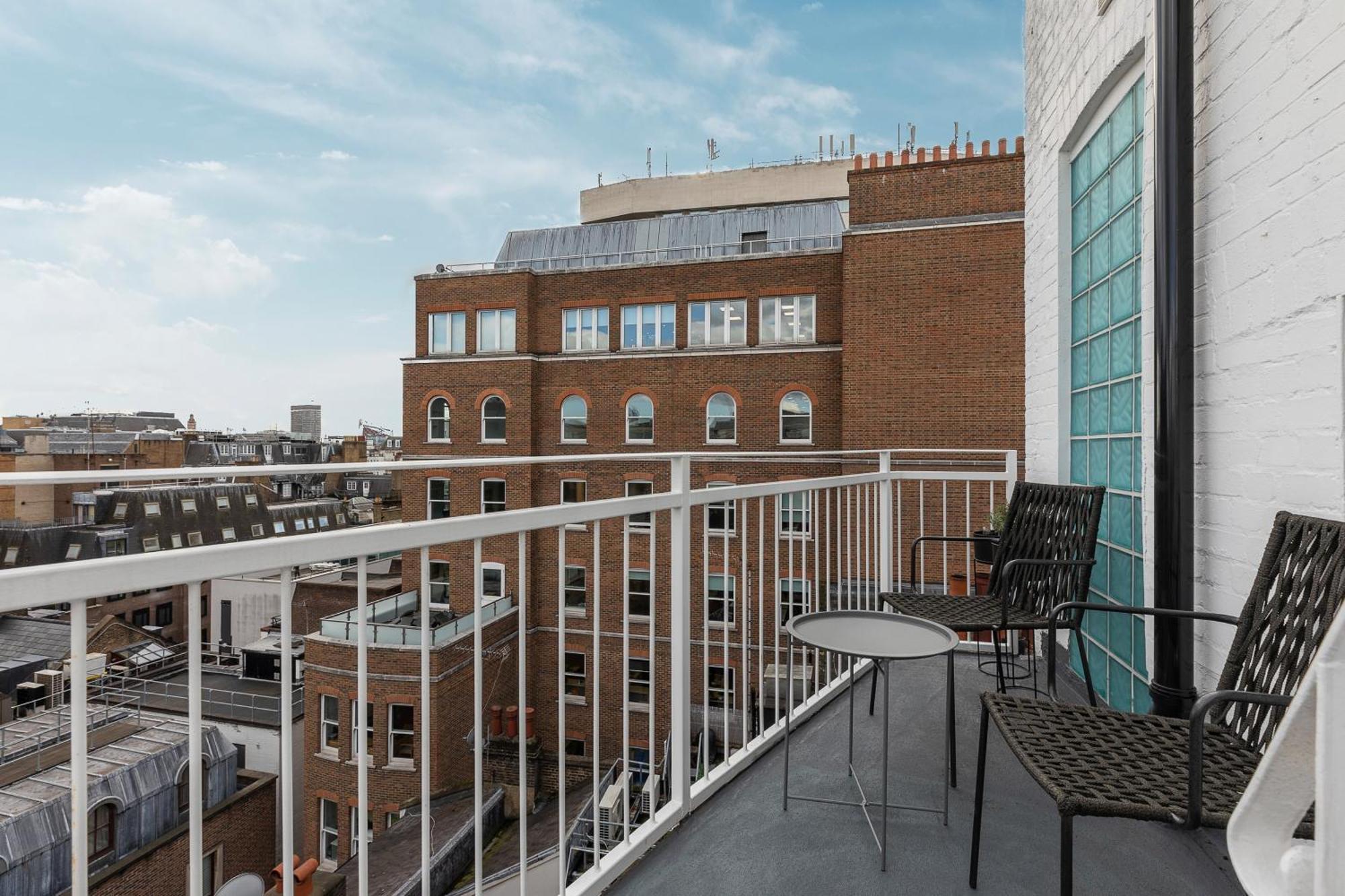 Appartement Astonishing Flats Near Mayfair & Piccadilly Circus Londen