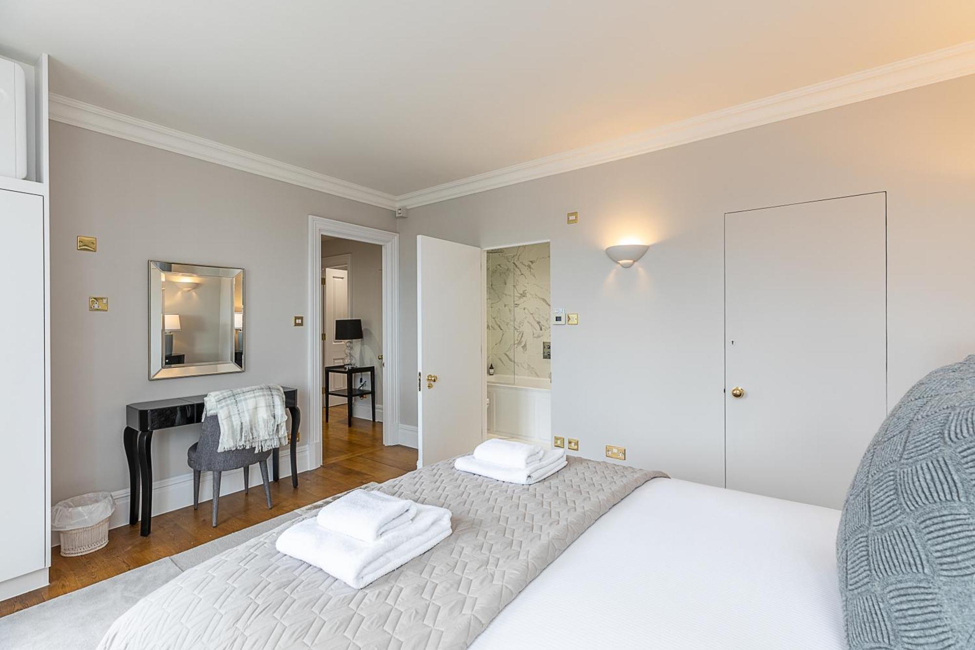 Astonishing Flats Near Mayfair & Piccadilly Circus Appartement